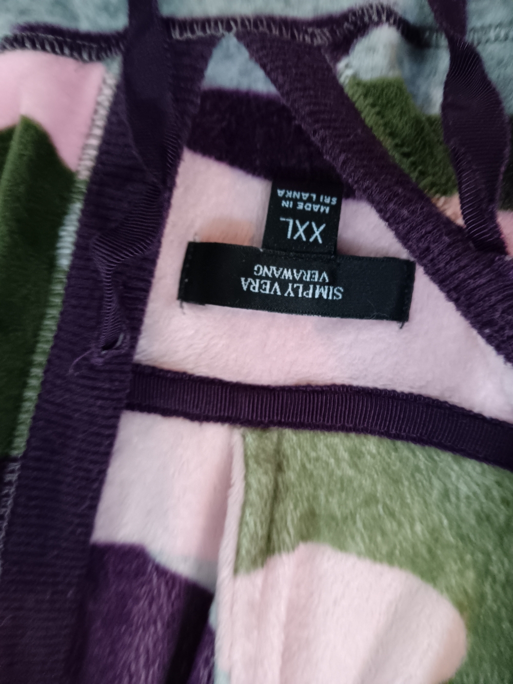 Simply Vera Vera Wang Plush Hooded Sleep Robe - Pink & Green